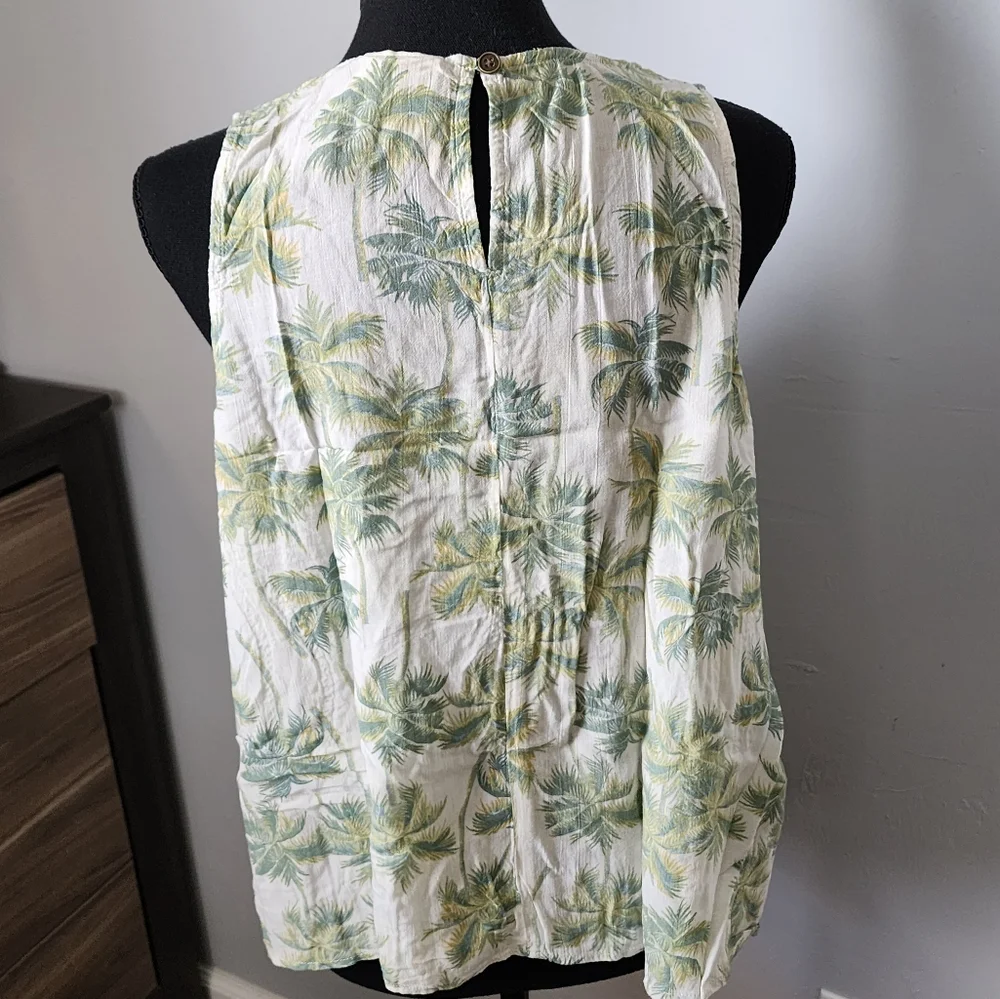 Palm Tree Tank - Picture 2 of 2